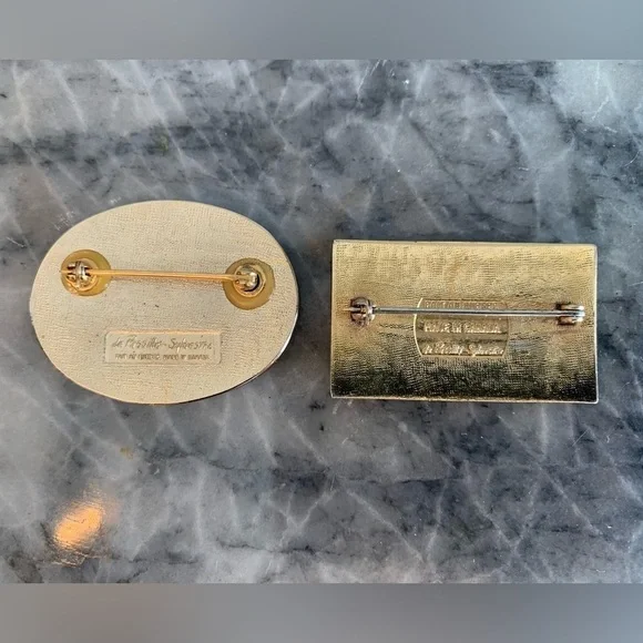 Pair Brooch De Passille Sylvestre Enamel Vintage MCM Made in Canada Face Flower - Picture 6 of 14